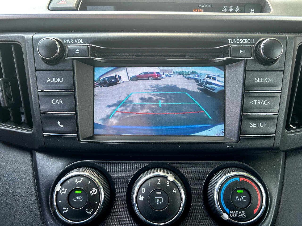 2017 Toyota RAV4 LE photo 16
