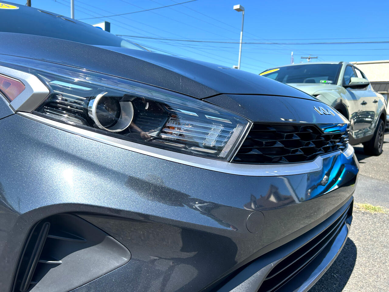 2024 Kia Forte LX photo 2