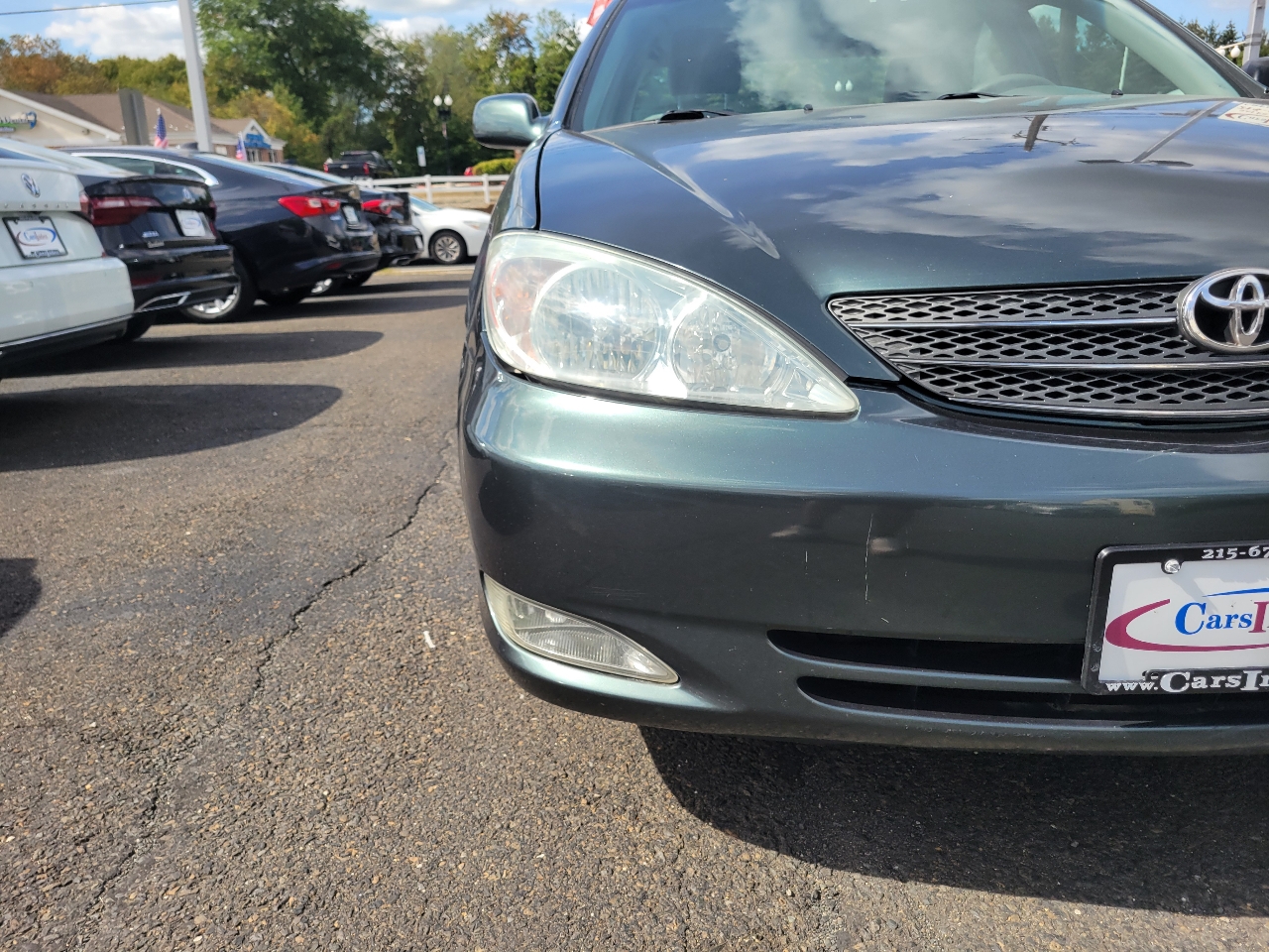 2003 Toyota Camry XLE photo 7