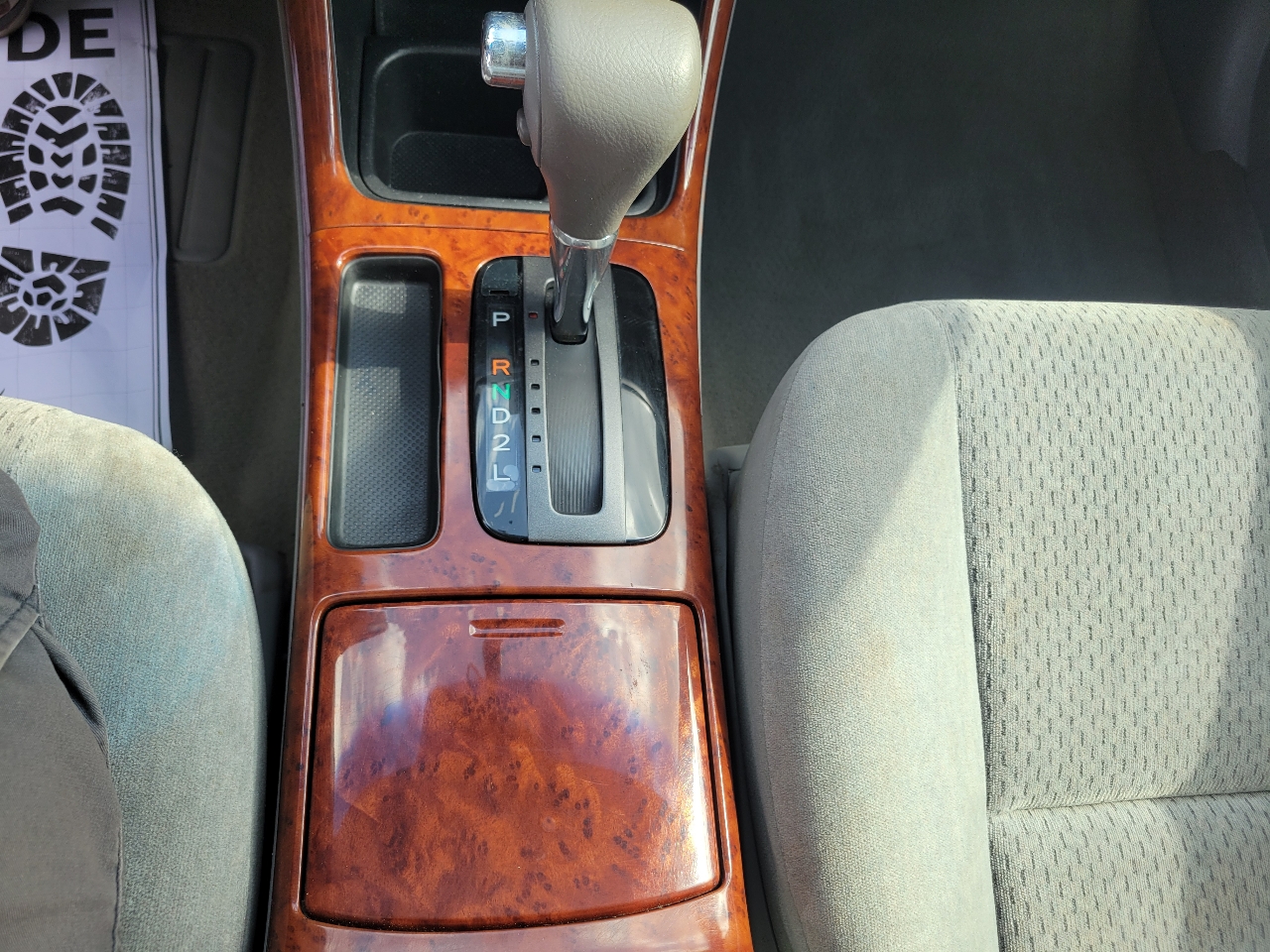2003 Toyota Camry XLE photo 23