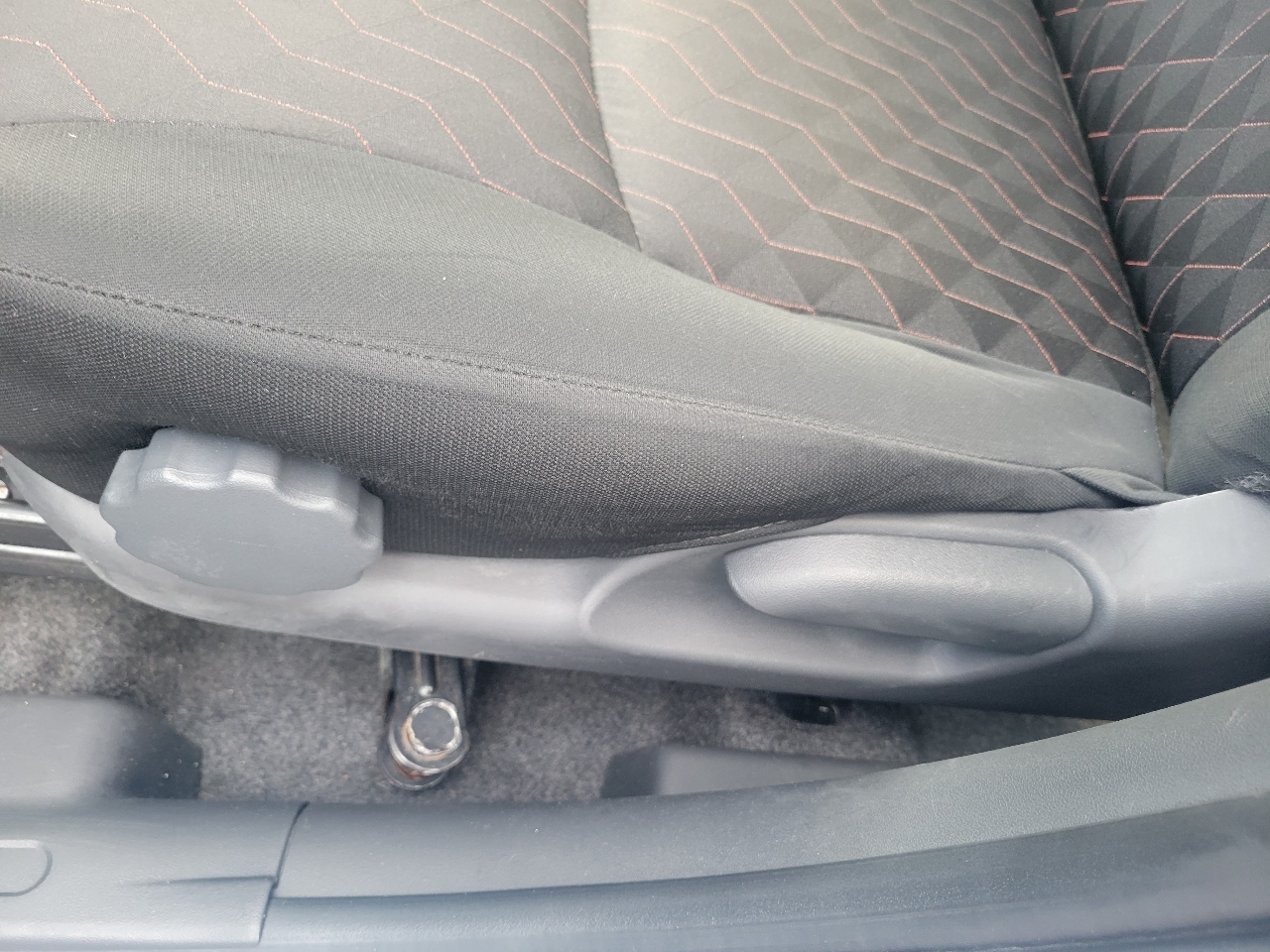 Mitsubishi Mirage ES CVT 2021 Mitsubishi Mirage ES CVT 2021