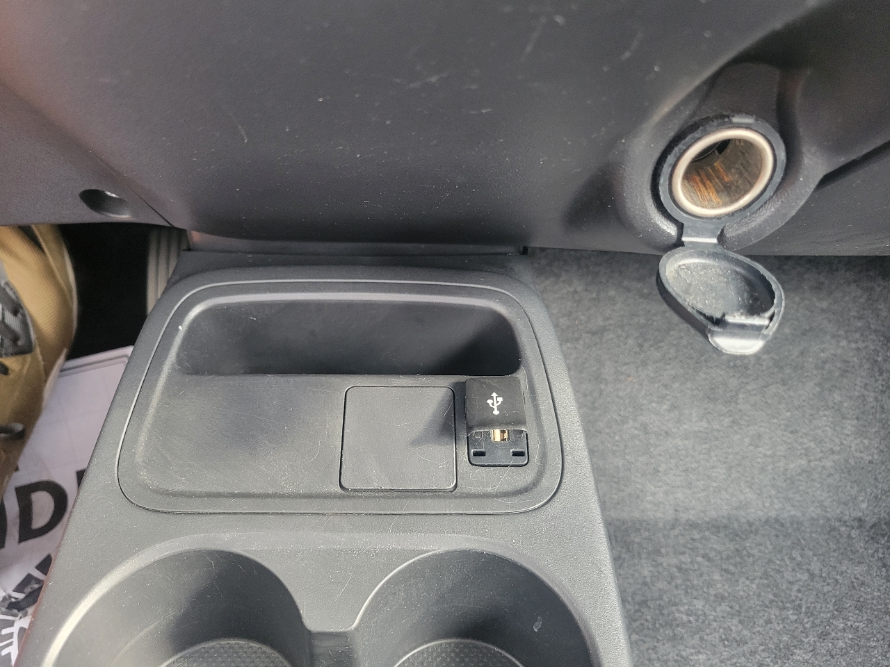 Mitsubishi Mirage ES CVT 2021 Mitsubishi Mirage ES CVT 2021