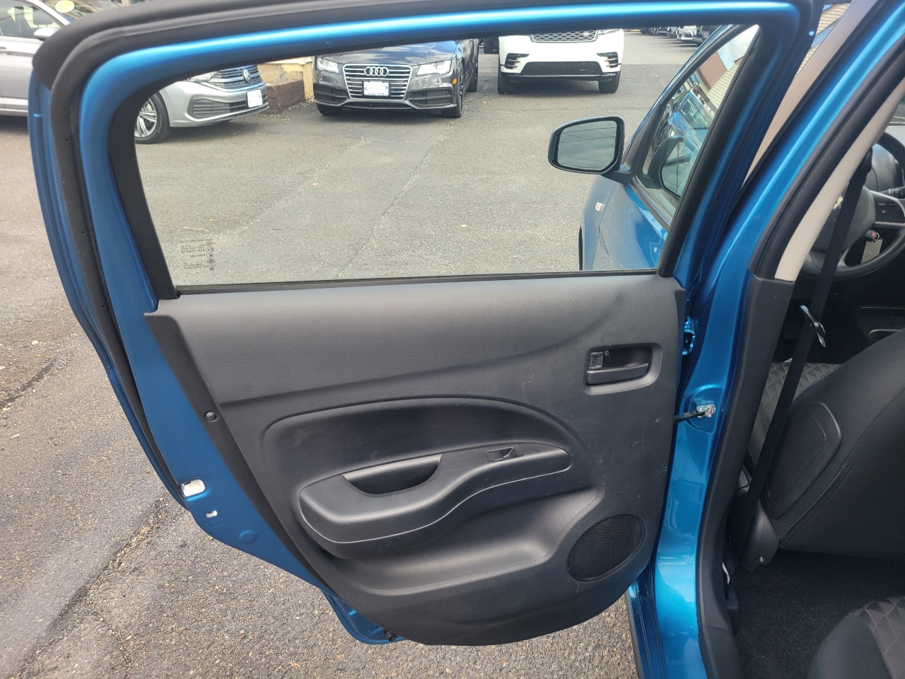 Mitsubishi Mirage ES CVT 2021 Mitsubishi Mirage ES CVT 2021