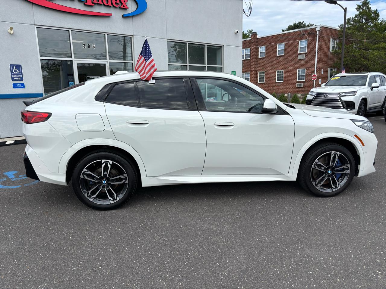 BMW X2 xDrive28i Sports Activity Coupe 2025