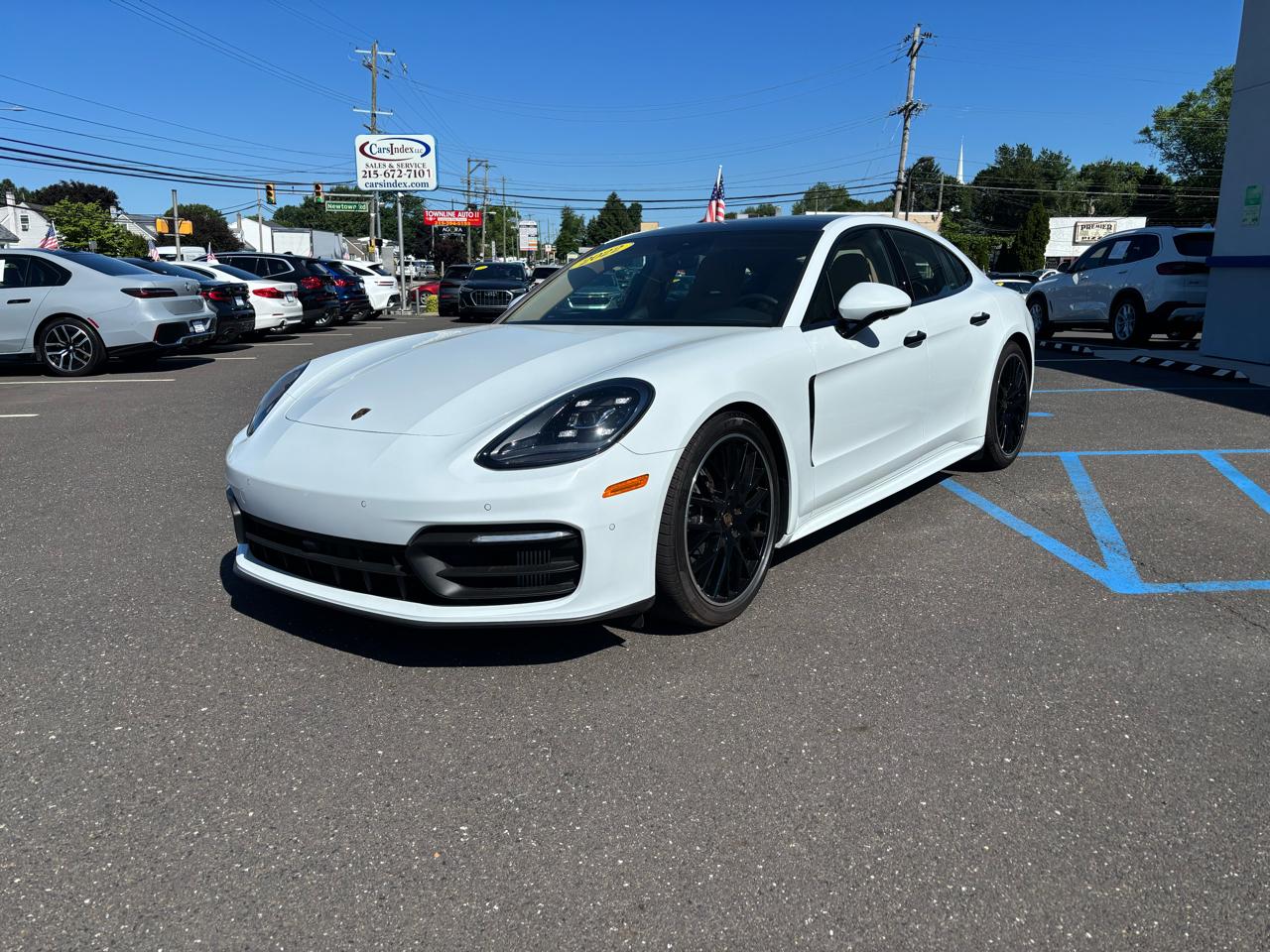 Porsche Panamera RWD 2022