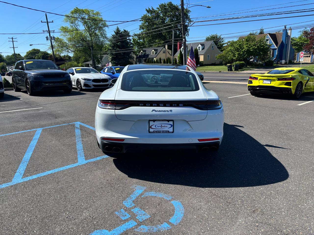 Porsche Panamera RWD 2022