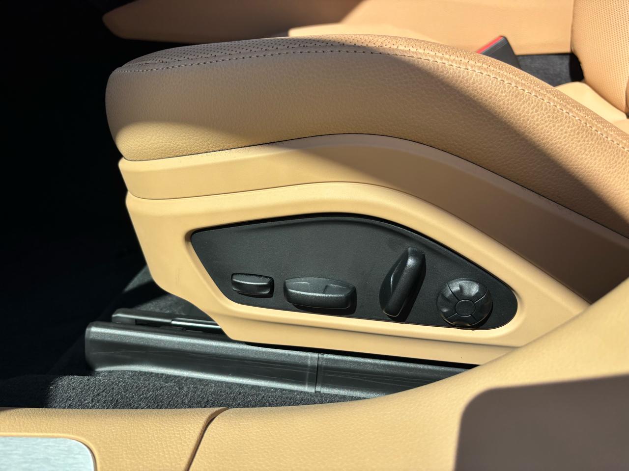 Porsche Panamera RWD 2022
