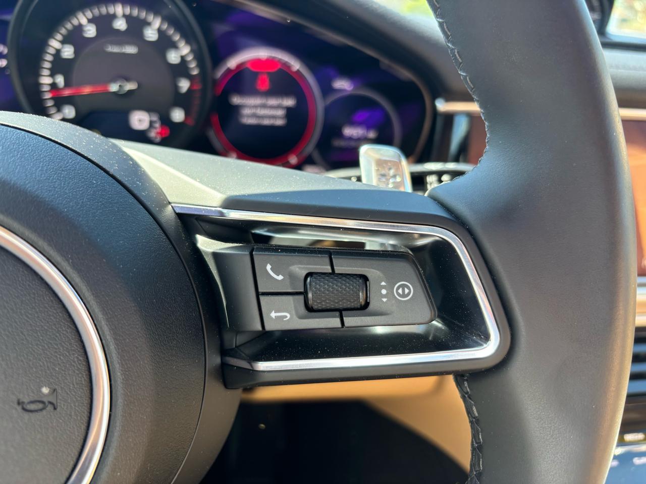 Porsche Panamera RWD 2022