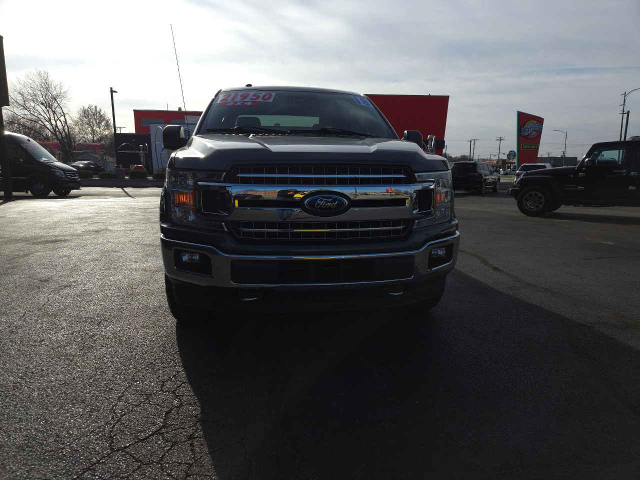 Ford F-150 XLT SuperCrew Short Bed 4WD 2018