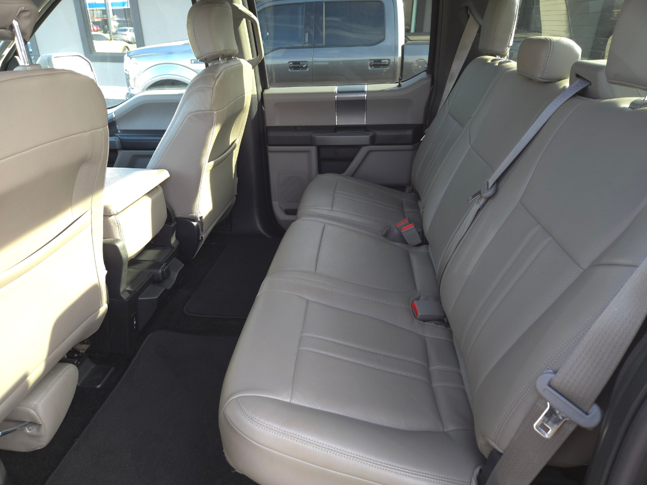 Ford F-150 XLT SuperCrew Short Bed 4WD 2018