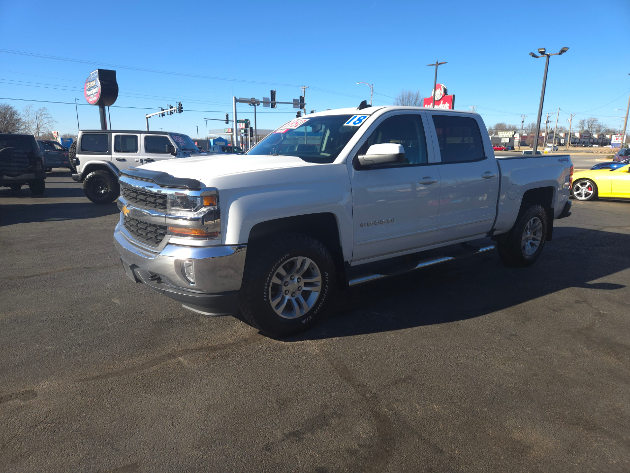 Chevrolet Silverado 1500 4WD Crew Cab 143.5" LT w/1LT 2018