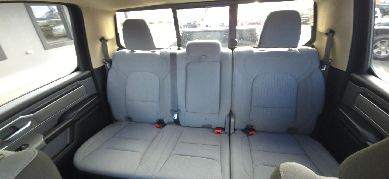 RAM 1500 Big Horn/Lone Star 4x4 Crew Cab 5'7" Box 2019