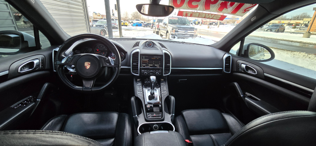 Porsche Cayenne AWD 4dr Manual 2014