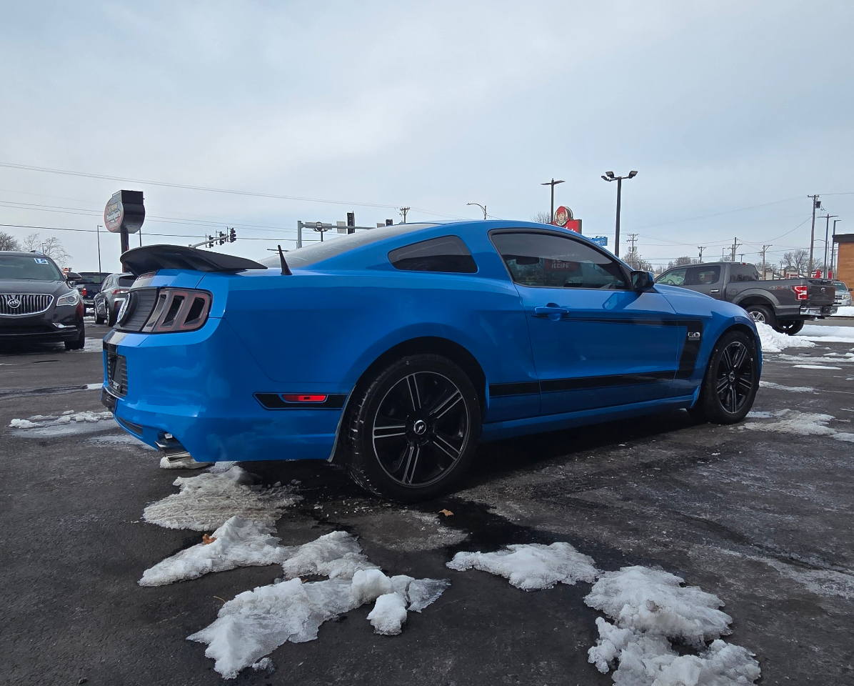 Ford Mustang 2dr Cpe GT 2013