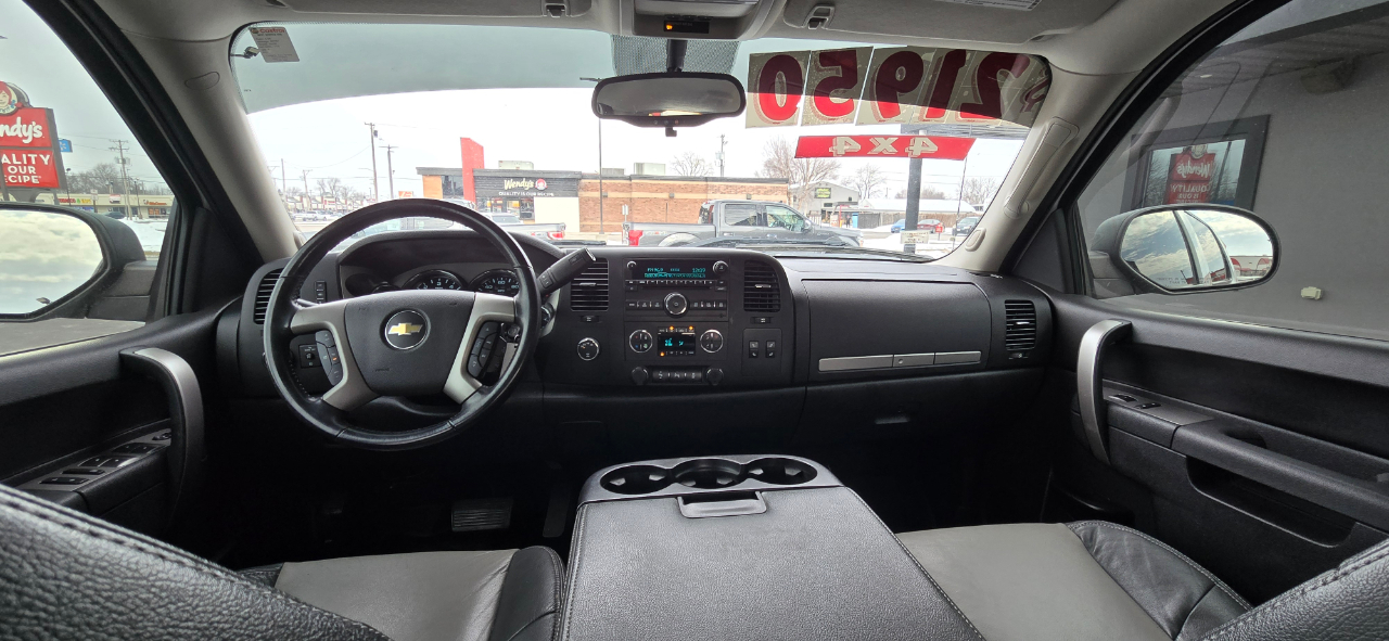 Chevrolet Silverado 1500 4WD Crew Cab 143.5" LT 2013