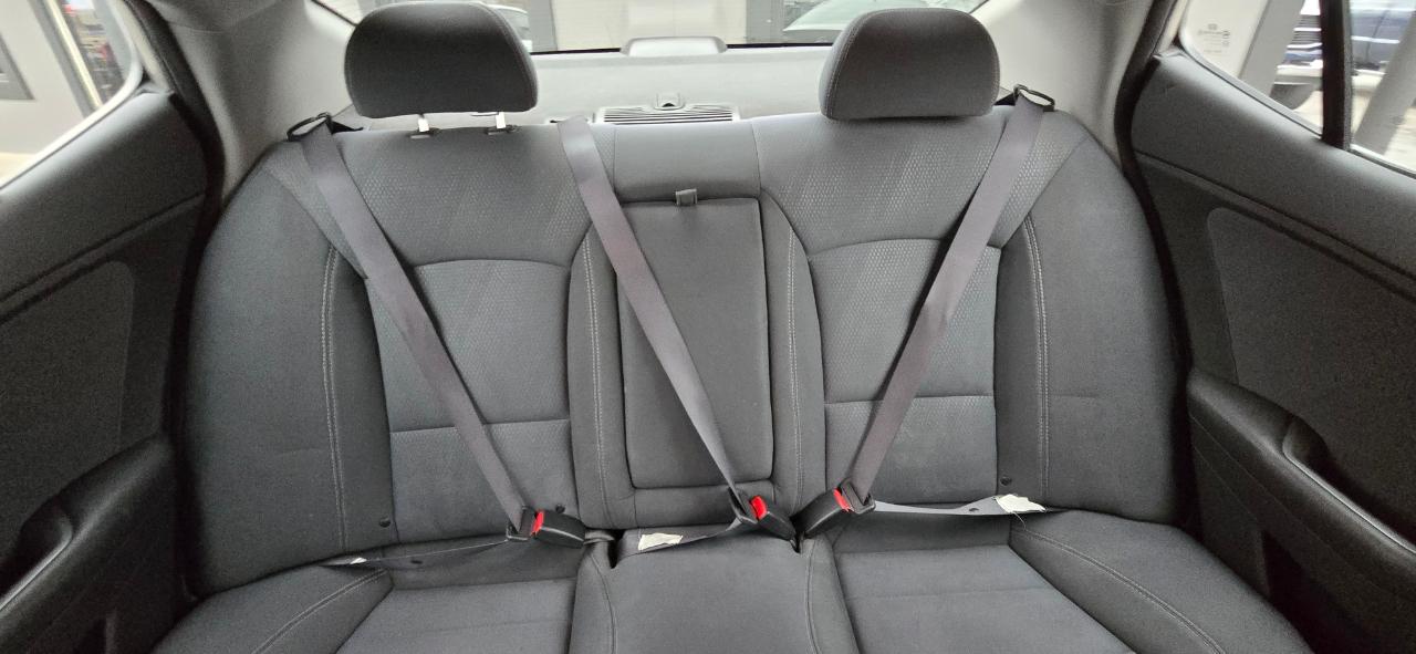 Kia Optima Hybrid 4dr Sdn 2.4L Auto LX 2013