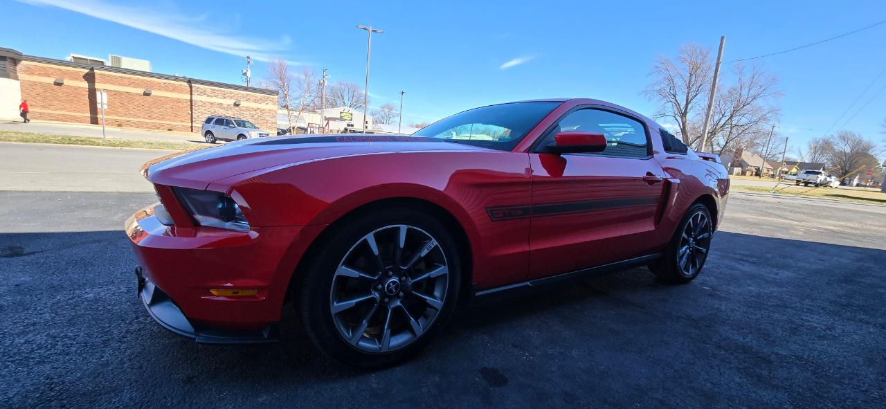 Ford Mustang 2dr Cpe GT 2011