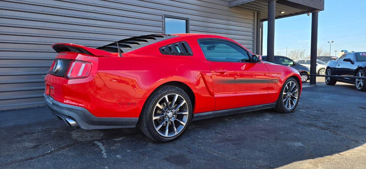 Ford Mustang 2dr Cpe GT 2011