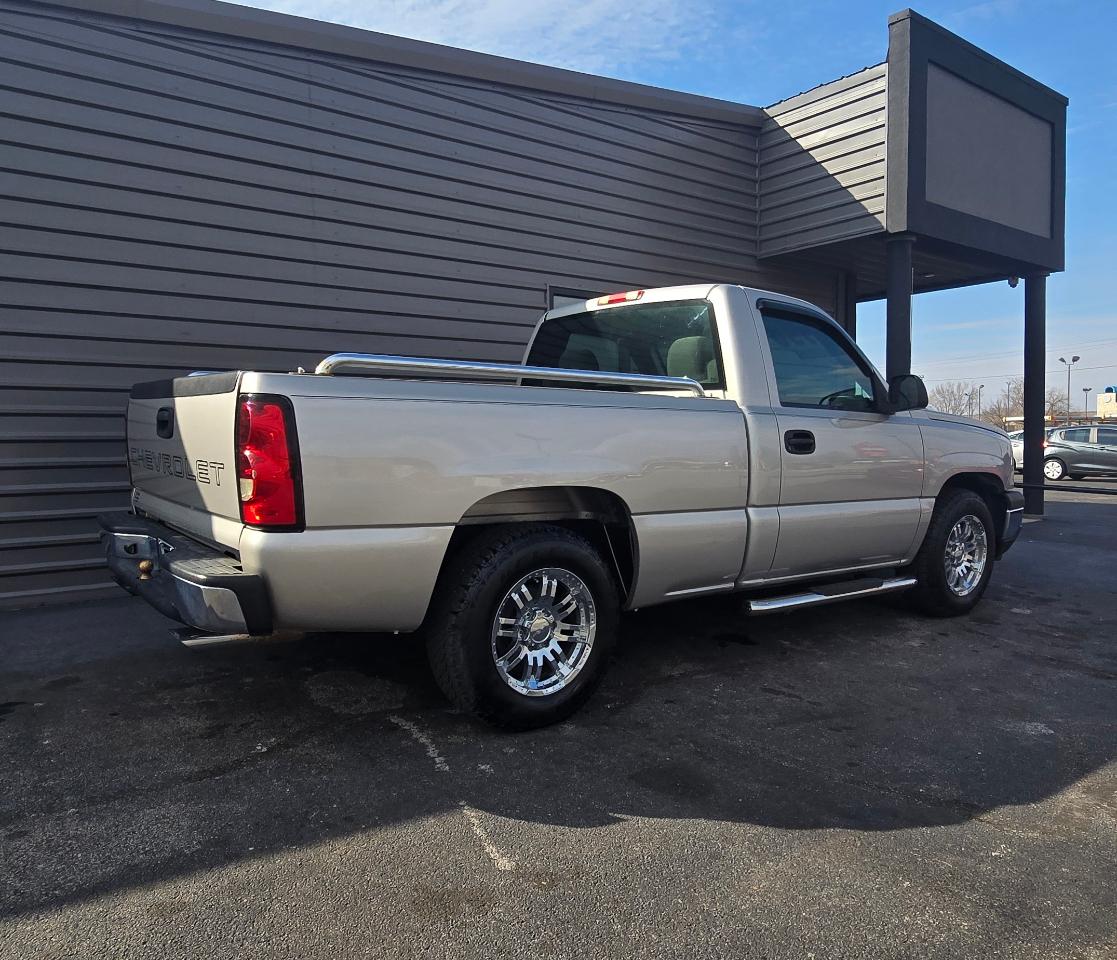 Chevrolet Silverado 1500 Classic 2WD Reg Cab 119.0" Work Truck 2007
