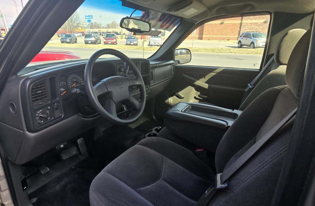 Chevrolet Silverado 1500 Classic 2WD Reg Cab 119.0" Work Truck 2007