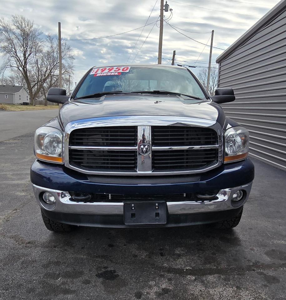 Dodge Ram 2500 4dr Quad Cab 140.5 4WD SLT 2006