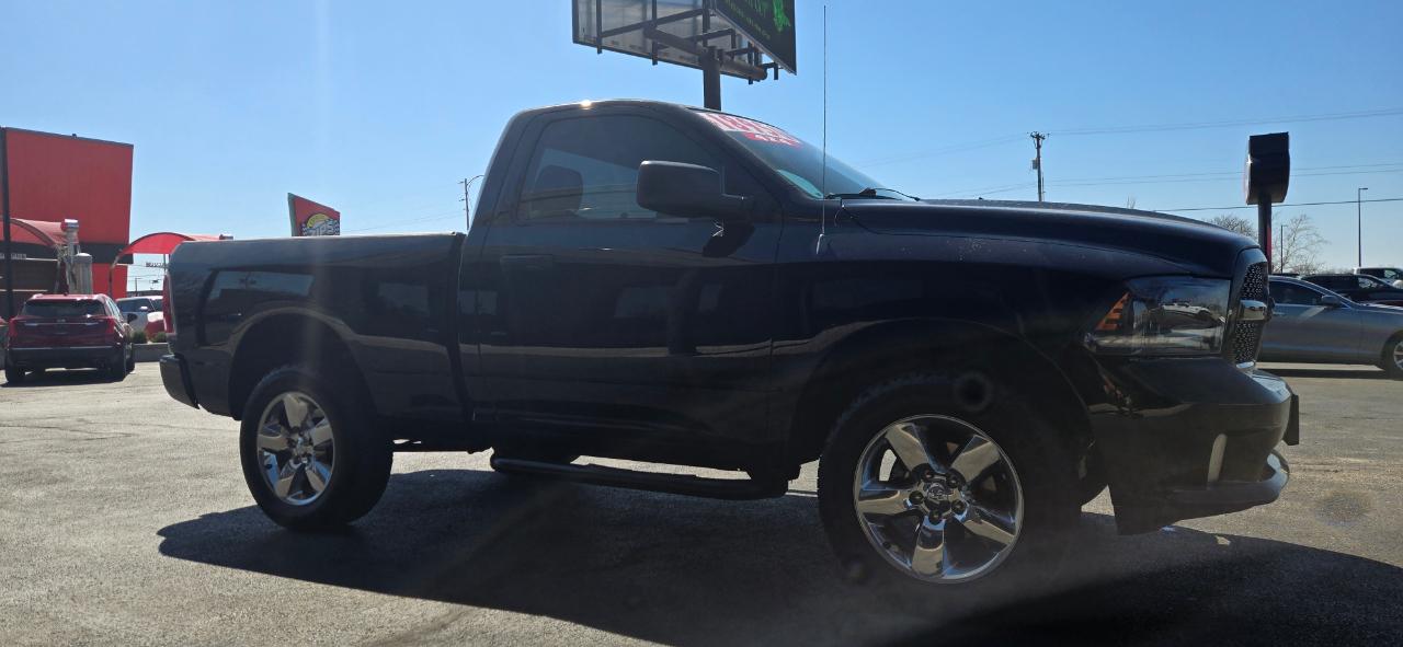 RAM 1500 4WD Reg Cab 120.5" Express 2014