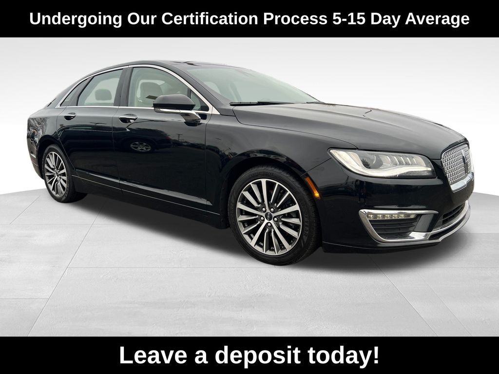 2017 Lincoln MKZ Select's photo