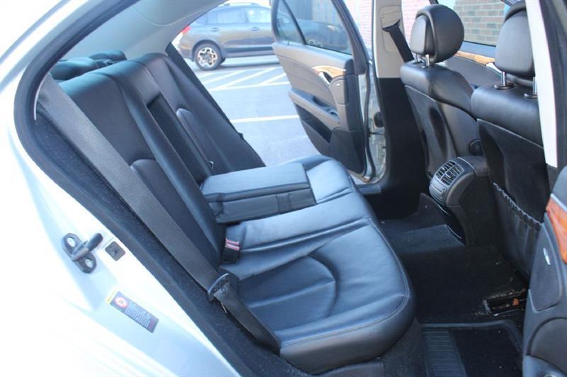 Mercedes-Benz E-Class  2008