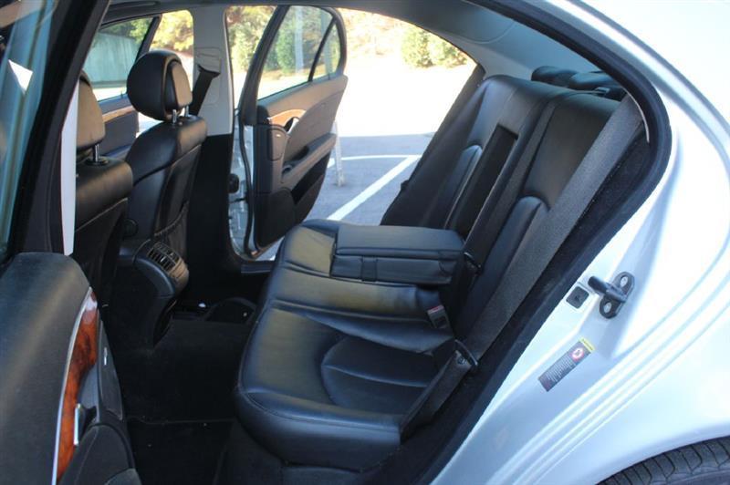 Mercedes-Benz E-Class  2008