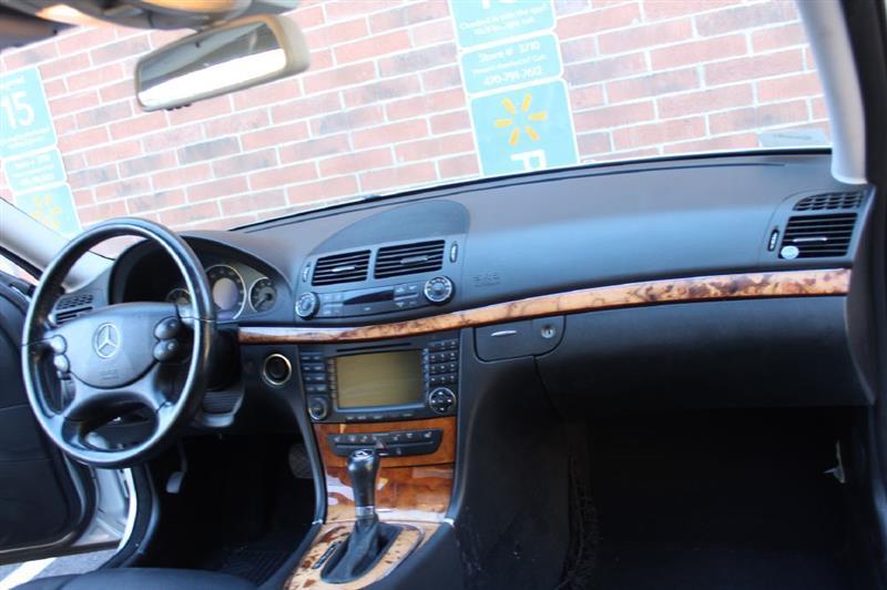 Mercedes-Benz E-Class  2008