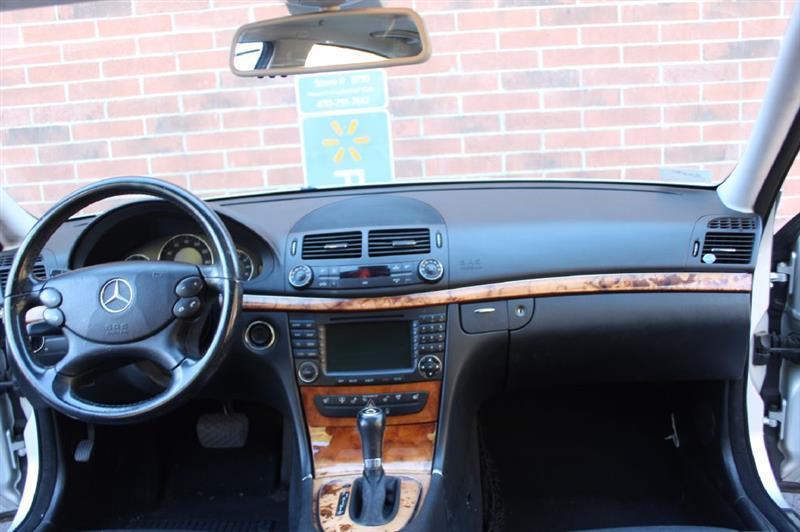 Mercedes-Benz E-Class  2008