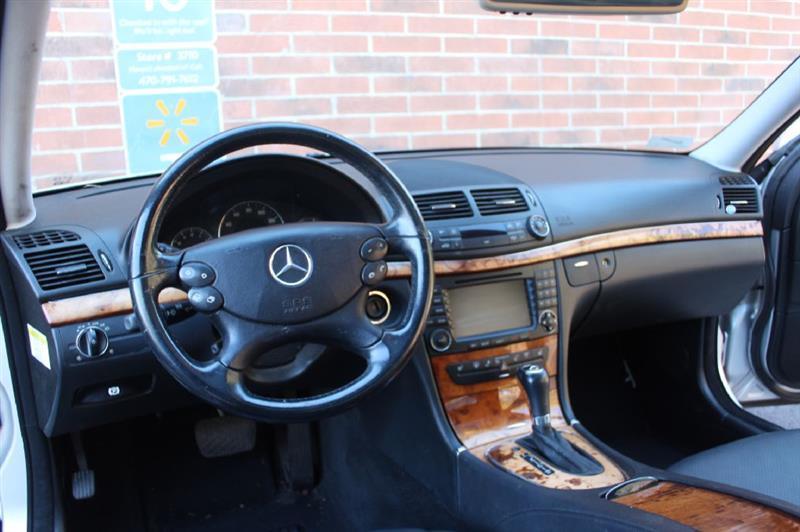 Mercedes-Benz E-Class  2008