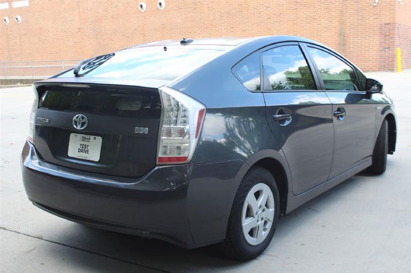 Toyota Prius  2010