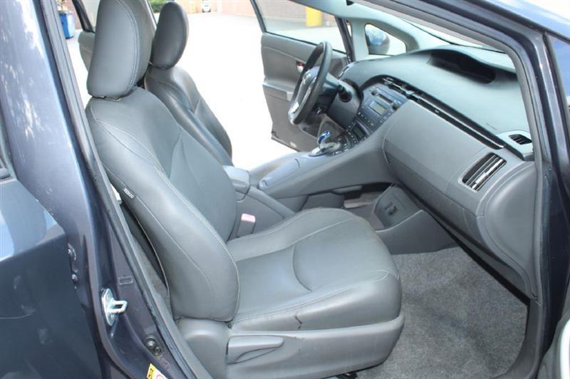 Toyota Prius  2010