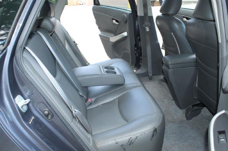 Toyota Prius  2010