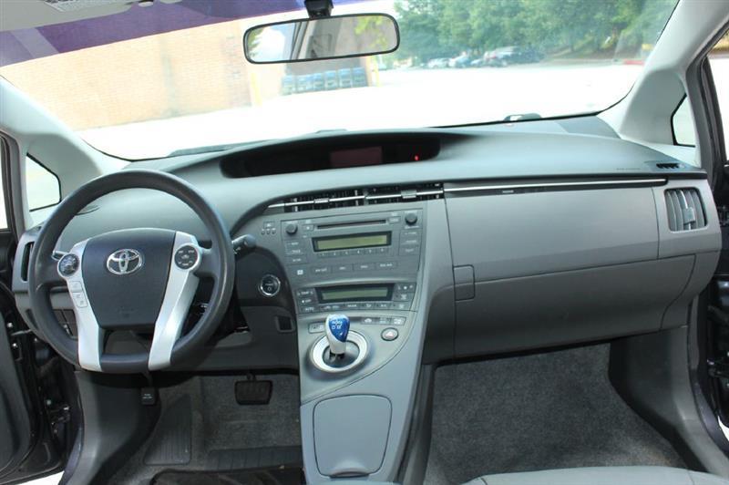 Toyota Prius  2010