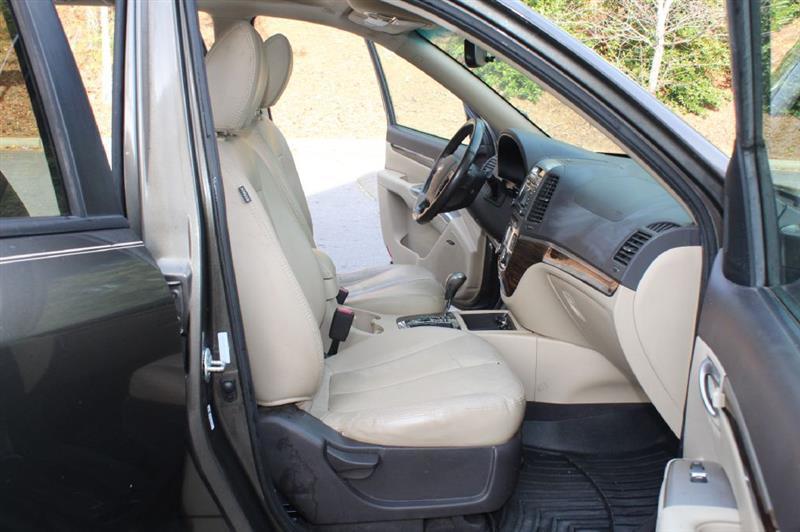 Hyundai Santa Fe  2012