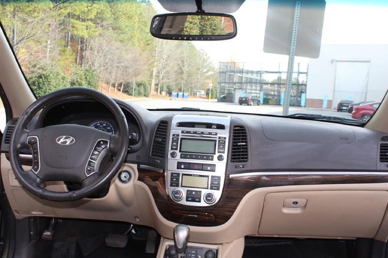 Hyundai Santa Fe  2012