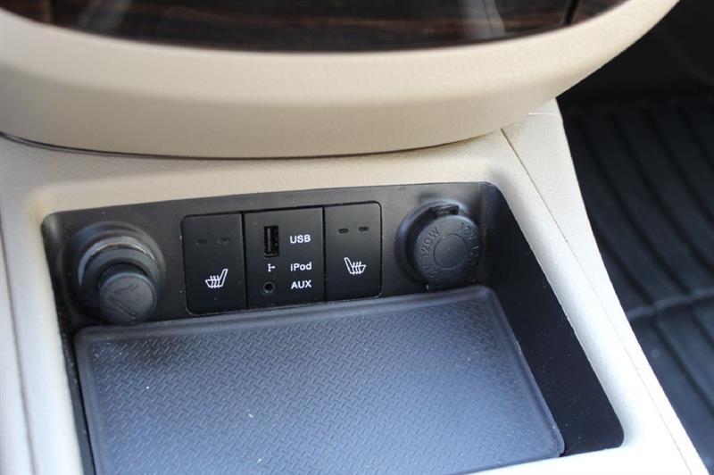 Hyundai Santa Fe  2012