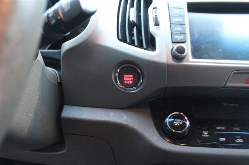 Kia Sportage  2011