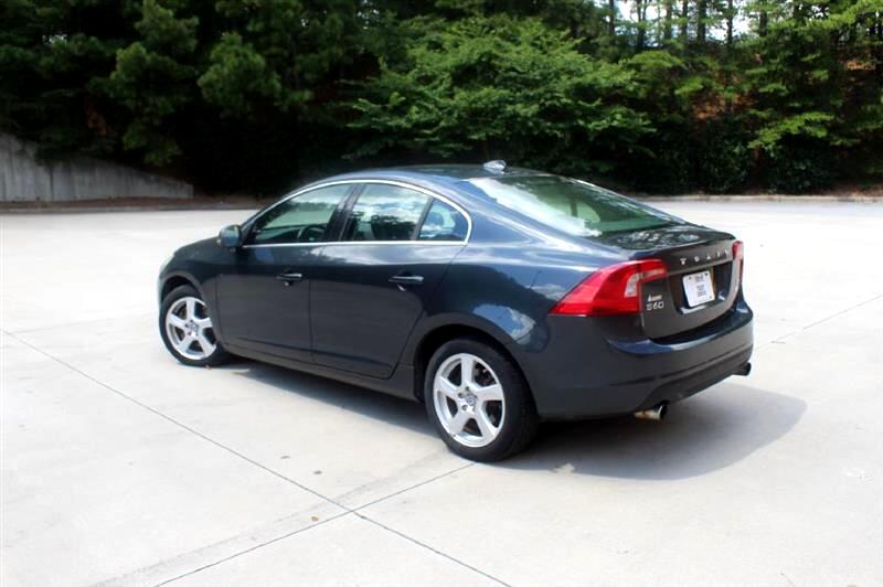 2013 Volvo S40 T5 photo 2