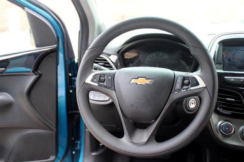 2019 Chevrolet Spark 1LT LT photo 15