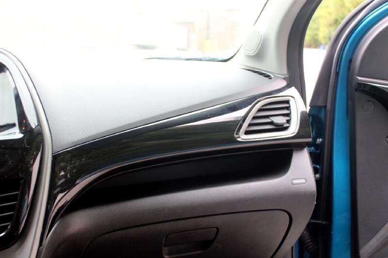 2019 Chevrolet Spark 1LT LT photo 17