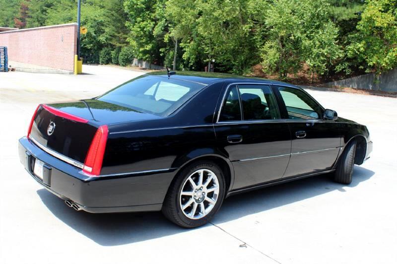 Cadillac DTS  2006 Cadillac DTS  2006