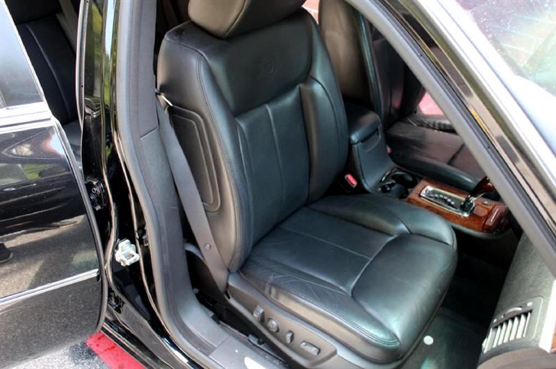 Cadillac DTS  2006 Cadillac DTS  2006