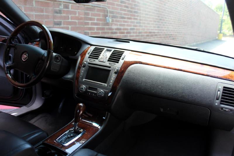 Cadillac DTS  2006 Cadillac DTS  2006