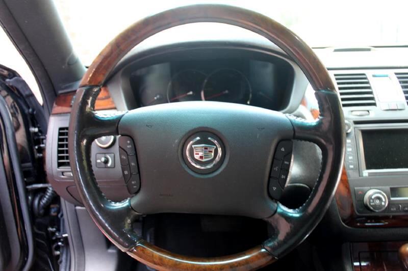 Cadillac DTS  2006 Cadillac DTS  2006