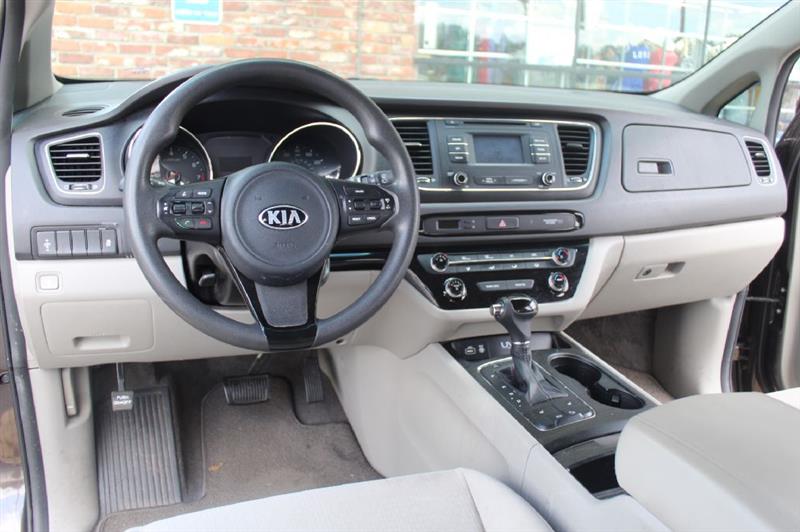 Kia Sedona  2016 Kia Sedona  2016