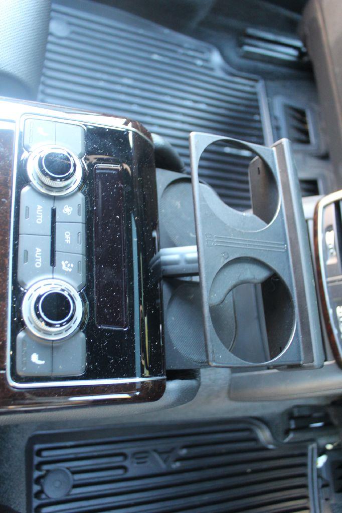 Audi A8  2017 Audi A8  2017