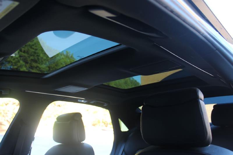 Audi A8  2017 Audi A8  2017